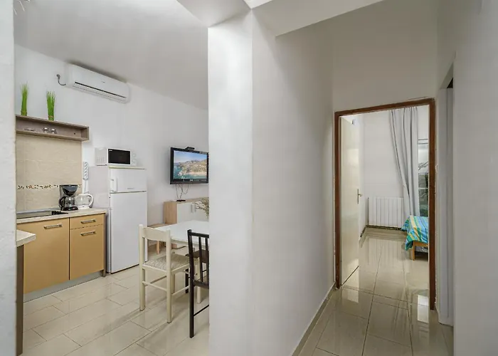 Apartament Adriatic Pag Town